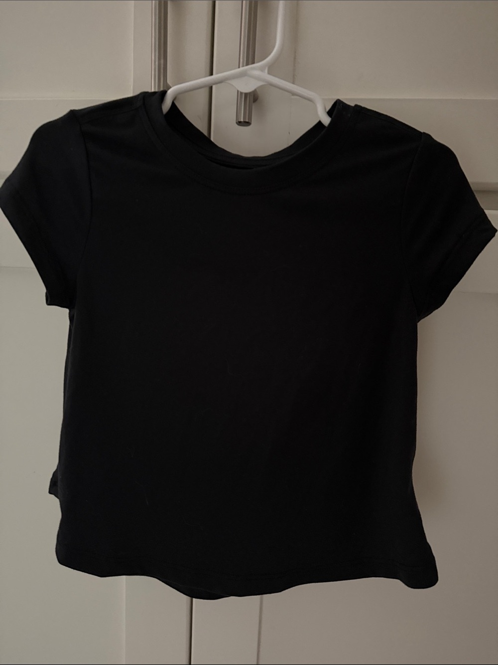 We Wander Black Short Sleeve Lightweight Girls Tee